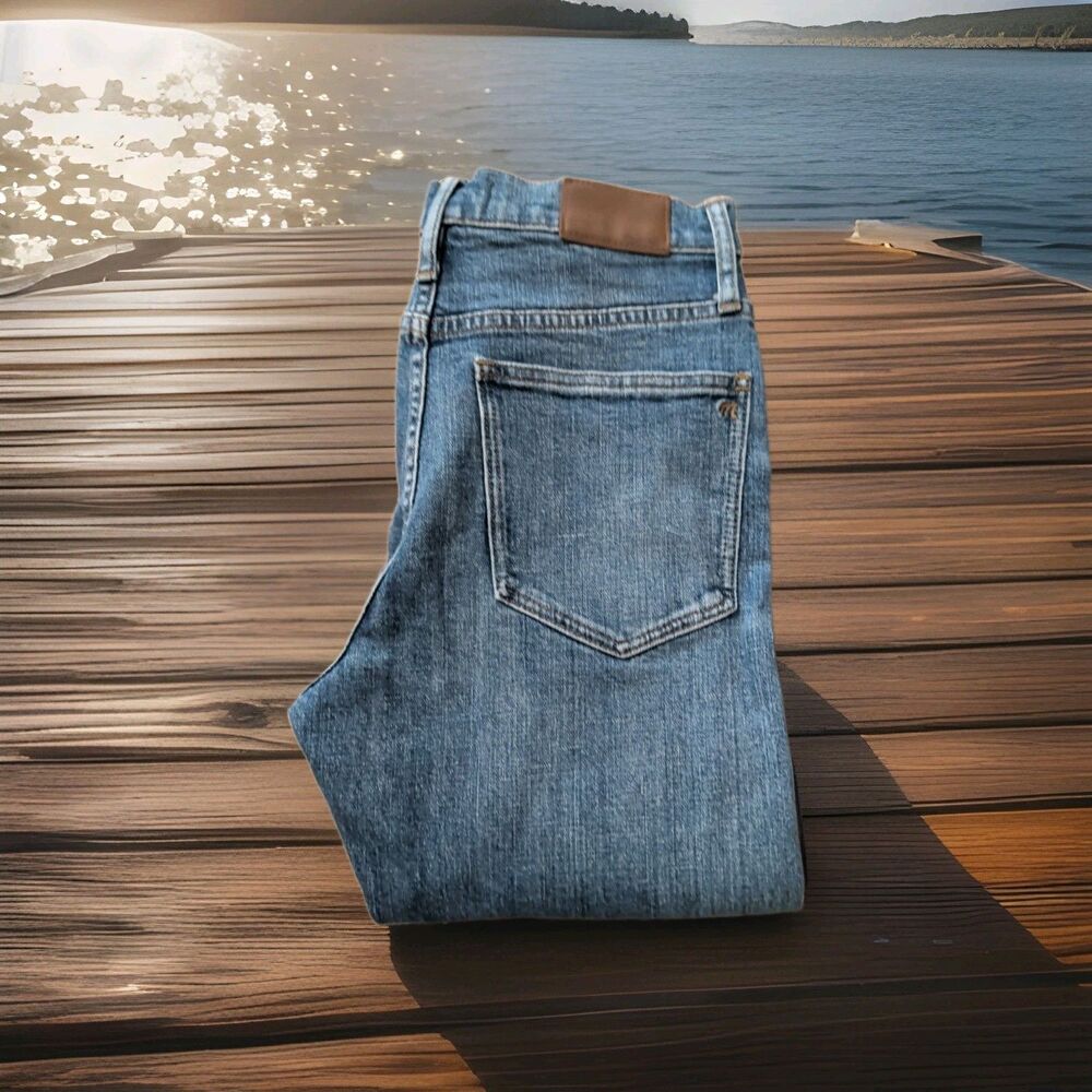 MADEWELL FULL LENGTH STRAIGHT STRETCH BLUE DENIM JEANS WOMEN'S SIZE 26X32 EUC